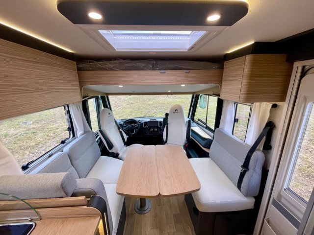 Bavaria Initial I720FC Nomade I 720 FC - Photo 12