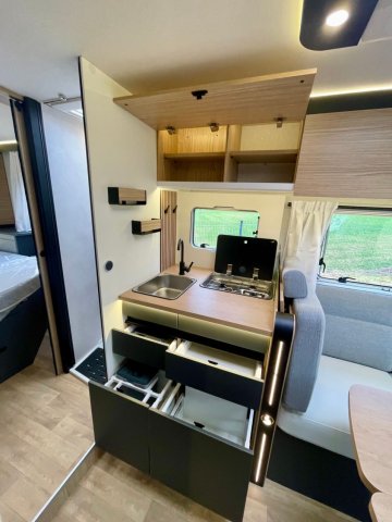 Bavaria Initial I720FC Nomade I 720 FC - Photo 14