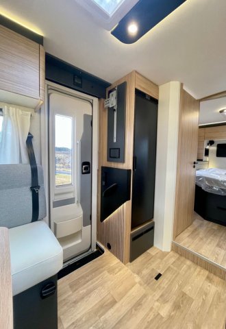 Bavaria Initial I720FC Nomade I 720 FC - Photo 15