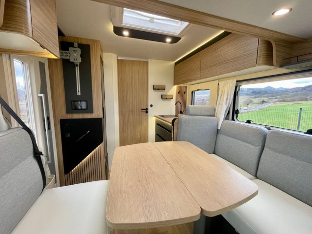 Bavaria Initial I720FC Nomade I 720 FC - Photo 18