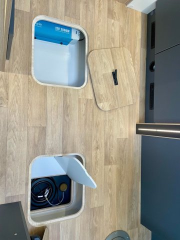 Bavaria Initial I720FC Nomade I 720 FC - Photo 25