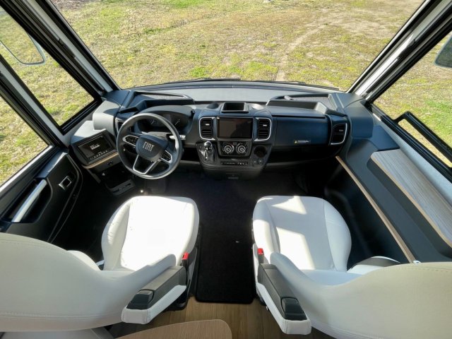 Bavaria Initial I740FC Nomade I 740 FC - Photo 11