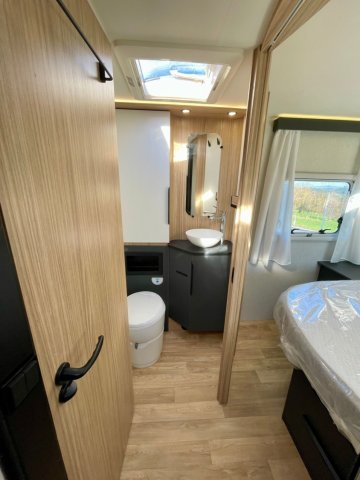 Bavaria Initial I740FC Nomade I 740 FC - Photo 24