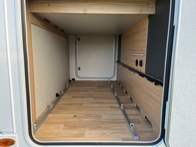 Bavaria Initial I741FC Unik I 741 FC - Photo 22