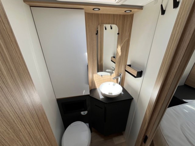 Bavaria Initial I741FC Unik I 741 FC - Photo 17