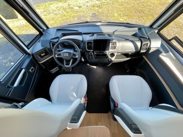 Bavaria Initial I741FC Unik I 741 FC - Photo 6