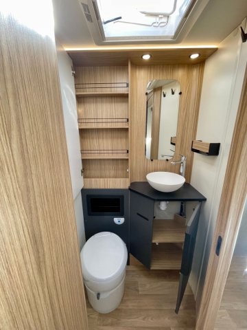 Bavaria Initial I741FC Unik I 741 FC - Photo 18