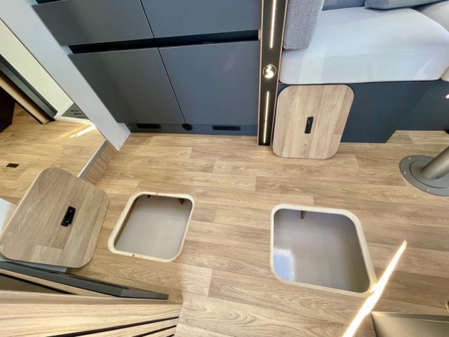 Bavaria Initial I741FC Unik I 741 FC - Photo 25