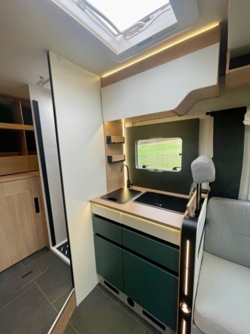 Bavaria Qwest 650 D Q - Photo 14