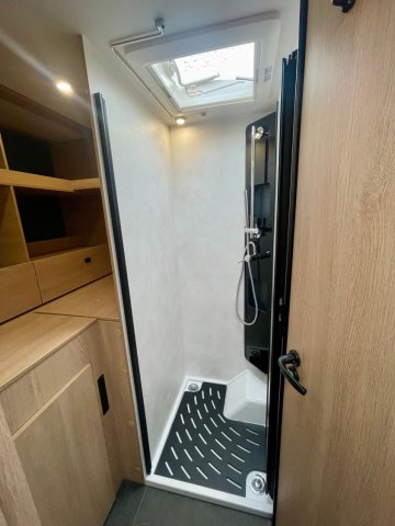 Bavaria Qwest 650 D Q - Photo 24