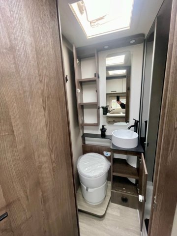 Benimar Tessoro 444 - Photo 14