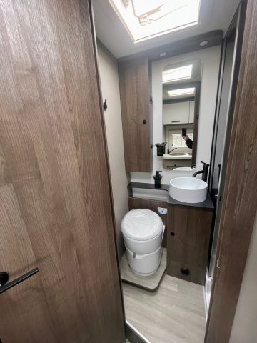 Benimar Tessoro 444 - Photo 15