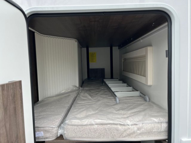 Benimar Tessoro 483 - Photo 23