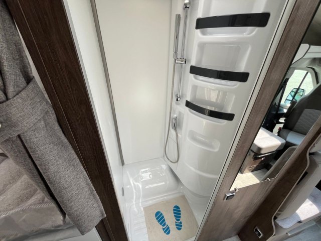 Benimar Yrteo 861 - Photo 12