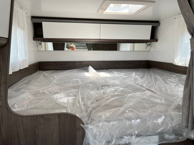 Benimar Yrteo 861 - Photo 22