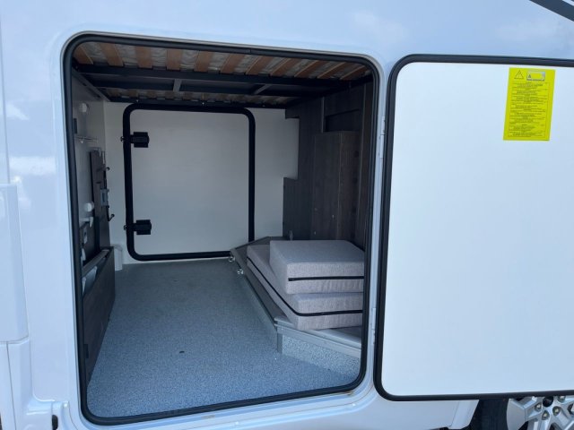 Benimar Yrteo 861 - Photo 25