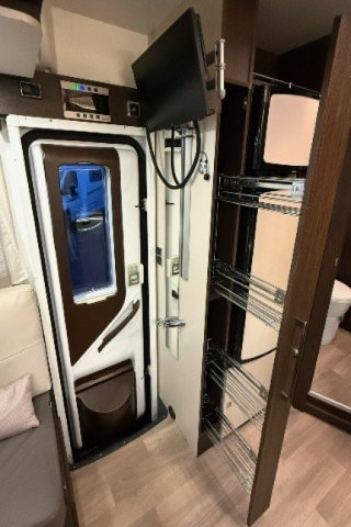 Benimar Tessoro 487 - Photo 11