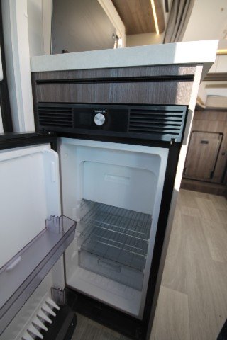 Benimar Yrteo 861 - Photo 6