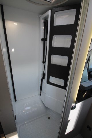 Benimar Yrteo 861 - Photo 9