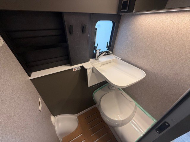 Hymer Camper Vans / Hymercar Grand Canyon S 4X4 - Photo 6