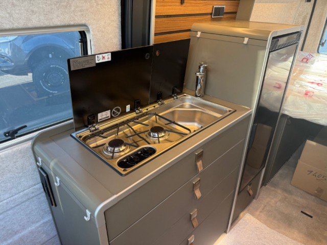 Hymer Camper Vans / Hymercar Grand Canyon - Photo 5