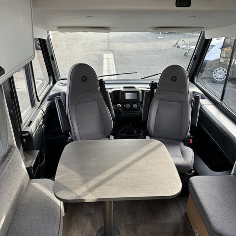 Sunlight I 69 L i69L - Photo 6