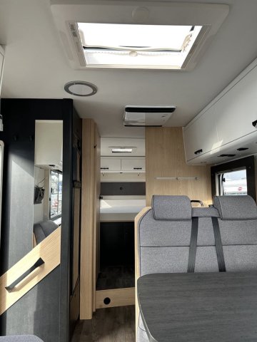 Sunlight I 69 L i69L - Photo 12