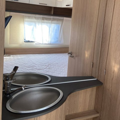 Burstner Averso Plus 500 TS - Photo 9