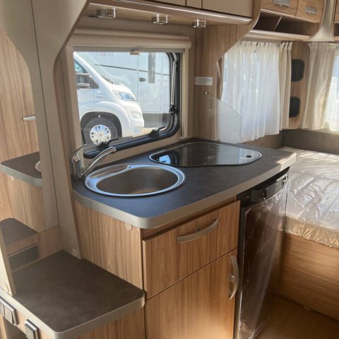 Eriba Nova Light 425 - Photo 5