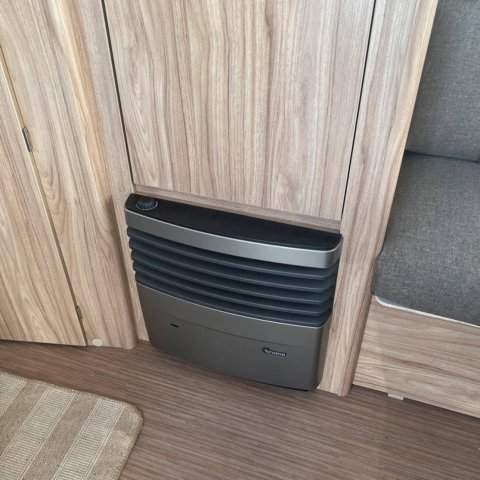 Eriba Nova Light 425 - Photo 8