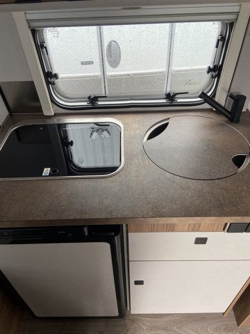Eriba Touring 310 Édition Legend - Photo 6