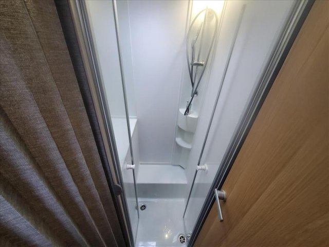Adria Matrix Axess 650 DC - Photo 7