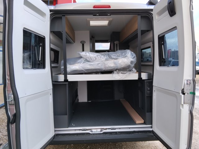 Adria Twin 640 SGX PTR 60 ANS - Photo 7