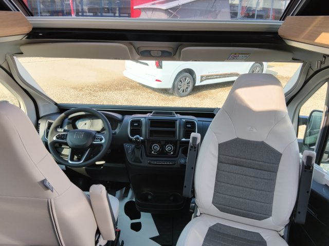 Adria Twin 640 SGX 60 ANS - Photo 5