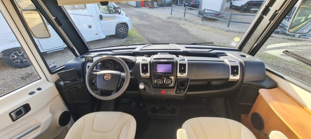 Autostar Prestige I 730 LC - Photo 3