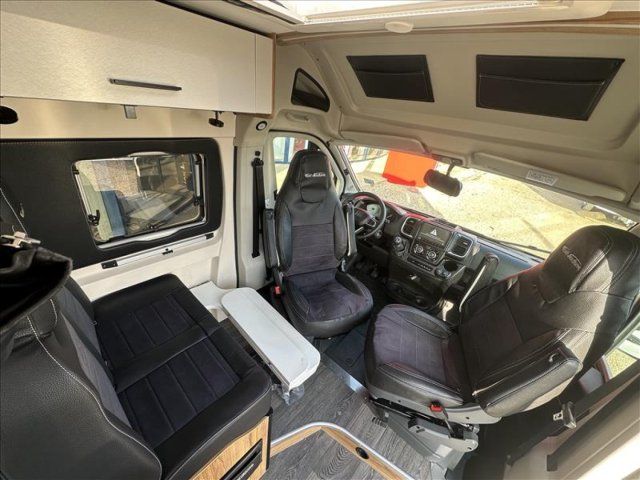 Font Vendome Rando Camp Neuf