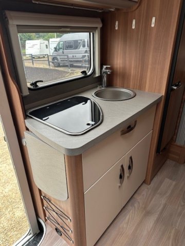 Weinsberg CaraCompact R57 - Photo 5
