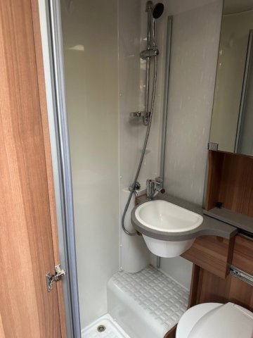 Weinsberg CaraCompact R57 - Photo 8