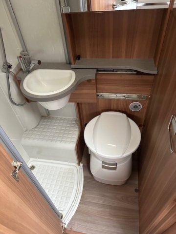 Weinsberg CaraCompact R57 - Photo 9