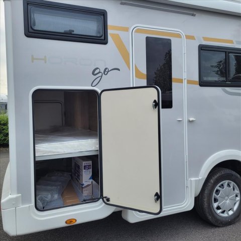 CI Horon 74 XT GO - Photo 3