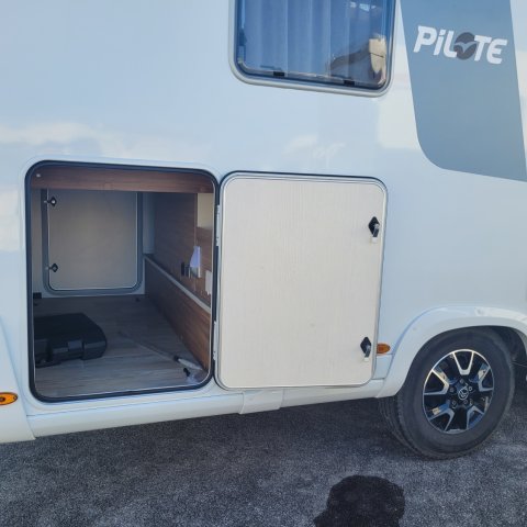 Pilote P 726 FC Evidence - Photo 3