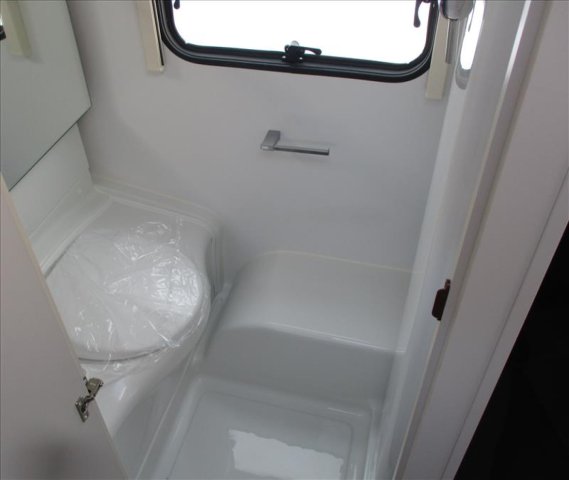Adria Caravane ADORA - Photo 10