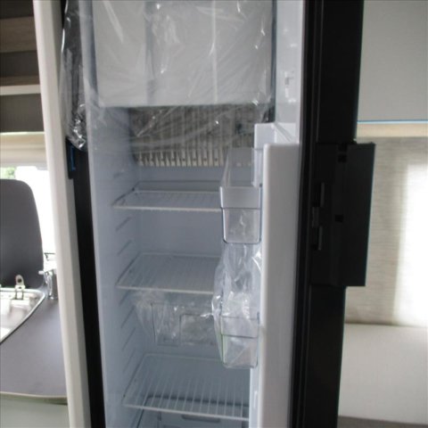Burstner Caravane PREMIO PLUS - Photo 9