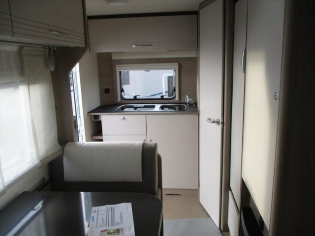 Burstner Premio Life 425 TS - Photo 5