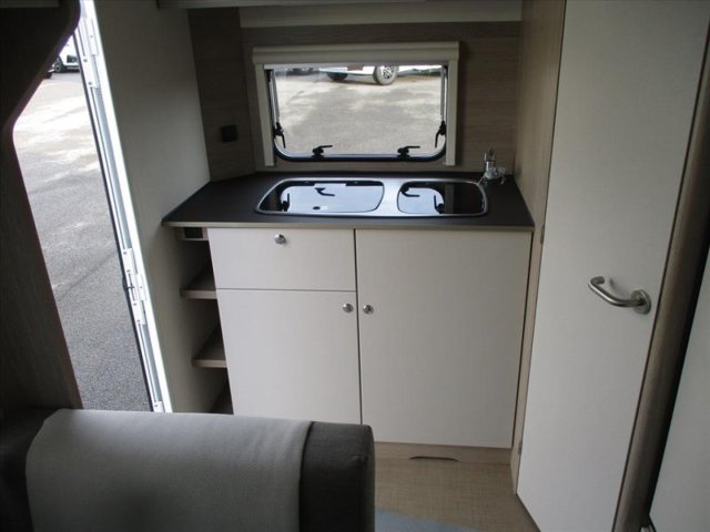 Burstner Premio Life 480 TS - Photo 7