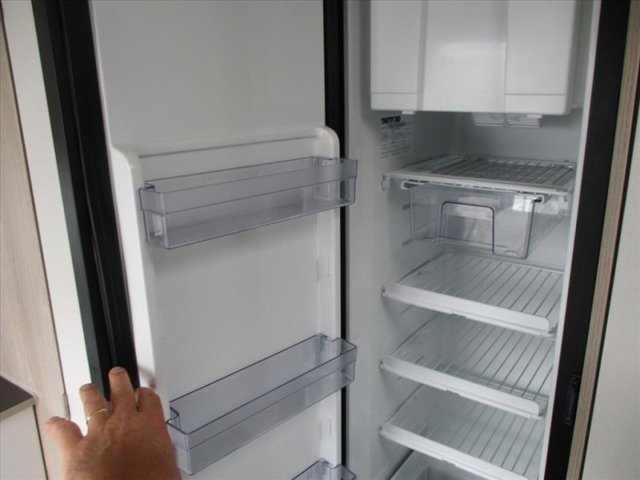 Burstner Premio Life 425 TS - Photo 7