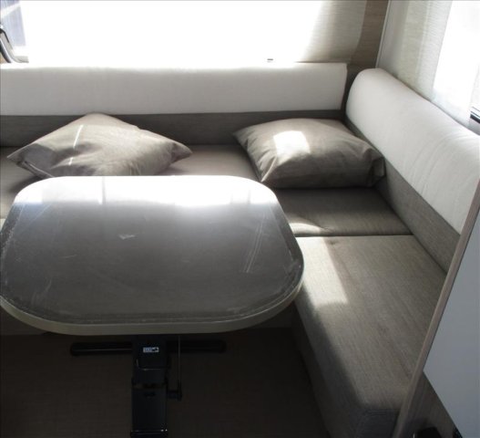 Burstner Premio Plus 410 TS - Photo 9