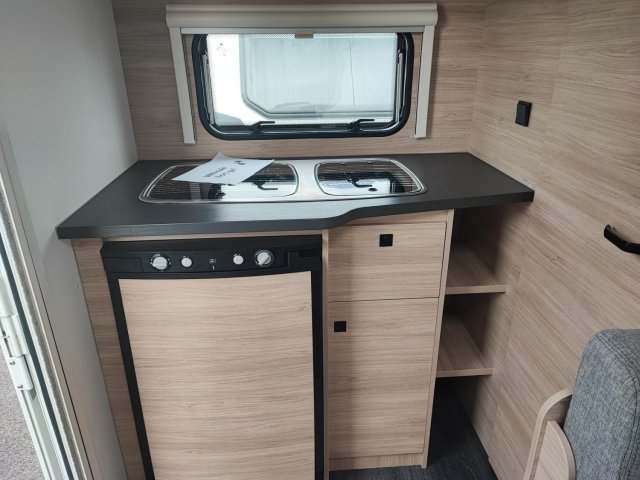 Caravelair Alba 400 STYLE - Photo 8