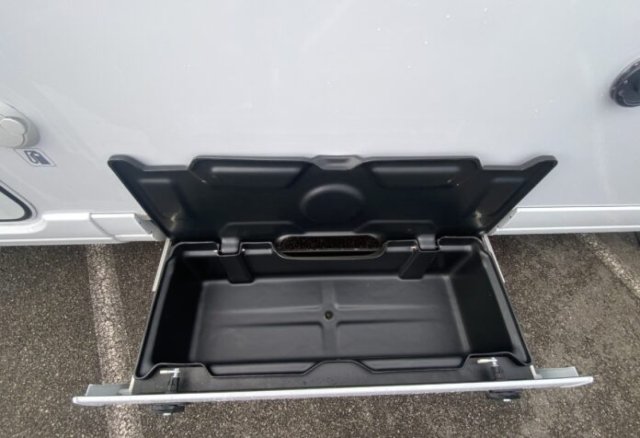 Bavaria Initial I740FC Nomade i 740 fc - Photo 8