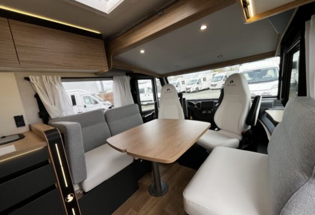 Bavaria Initial I740FC Nomade i 740 fc - Photo 3